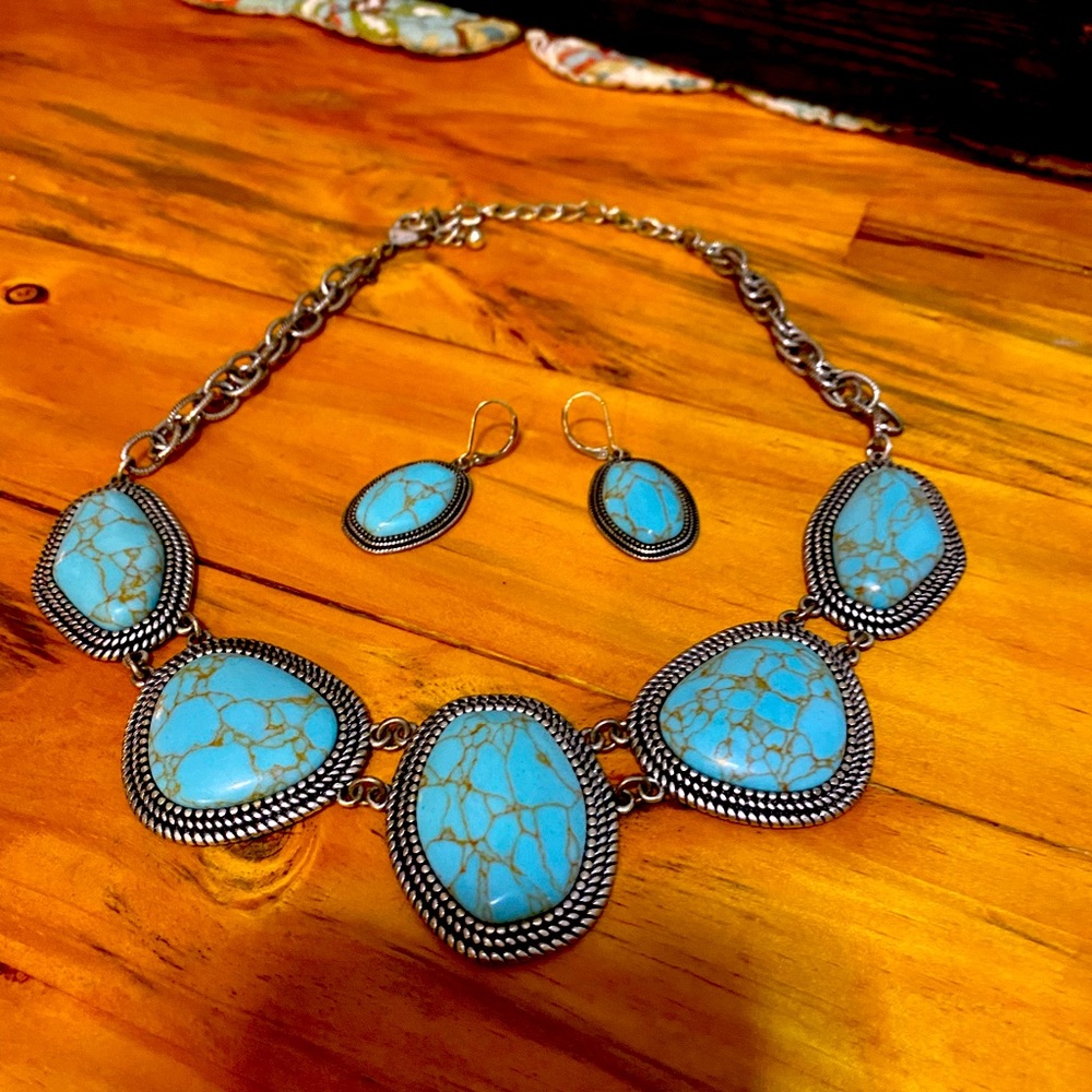 Premier Designs convertible turquoise necklace/earrings set